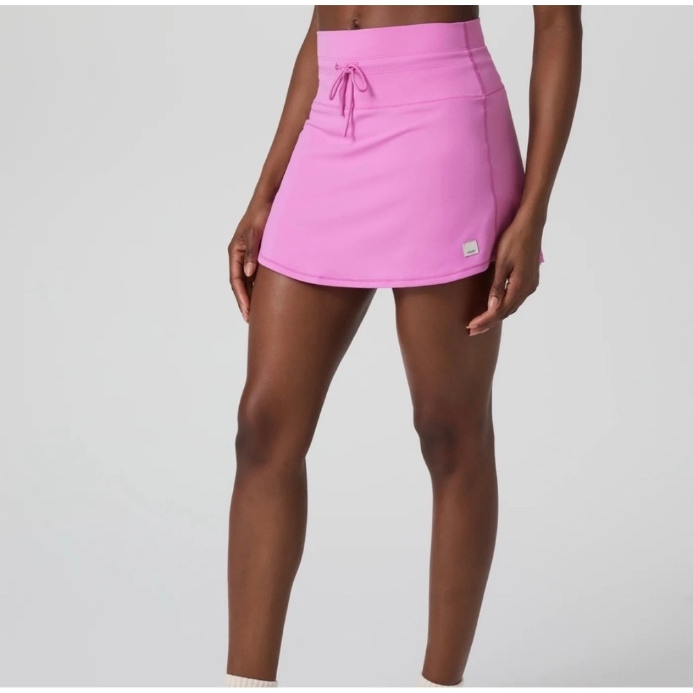 NWOT Vuori Daily Skirt L Azalea Pink Skort Tennis Pickleball Athleisure VW3102 - Picture 11 of 13
